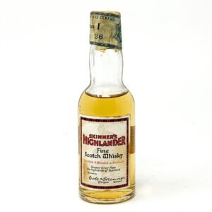 Skinner's Highlander Fine Scotch Whisky, Miniature, 5cl, 40% ABV Skinner's Highlander Fine Scotch Whisky, Miniature, 5cl, 40% ABV